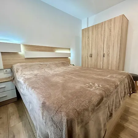 Casa De La Playa In The Old Town Of Appartamento *