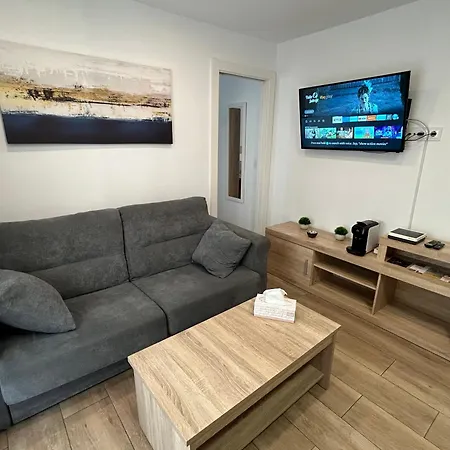 Casa De La Playa In The Old Town Of Apartmán Benidorm